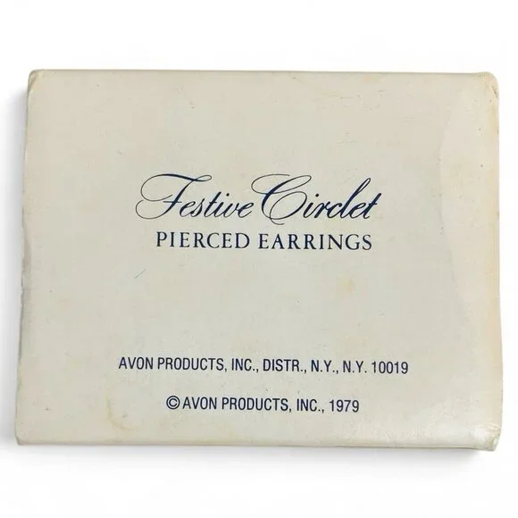 Avon Vintage Fashion Accents Festive Circlet Holiday Christmas Wreath Earrings - Picture 7 of 7